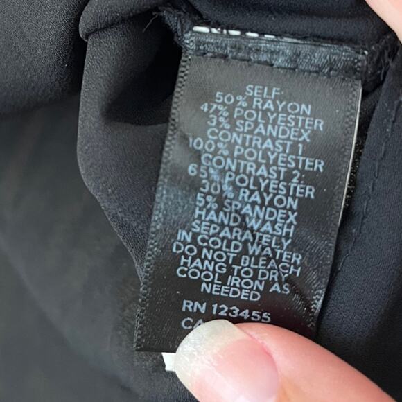 Design Lab Lord & Taylor long sleeve cutout chevron layered black cream knit S - Picture 4 of 4